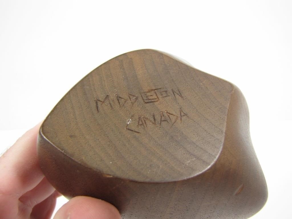 Artwork by Alan Middleton, SGND ALAN MIDDLETON MINIMALIST WOOD GOOSE FIGURES, Made of WOOD