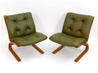 Pair of leather and bentwood low-back chairs by Elsa & Nordahl Solheim for Rybo Rykken - Nordahl and Elsa Solheim