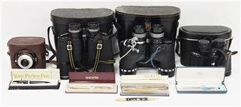 Cased Parker fountain pen with 14k gold nib together with three other cased ballpoint pens including - Miranda