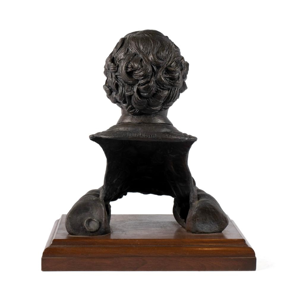 Artwork by Don F. Wiegand, Mark Twain, Made of sculpture