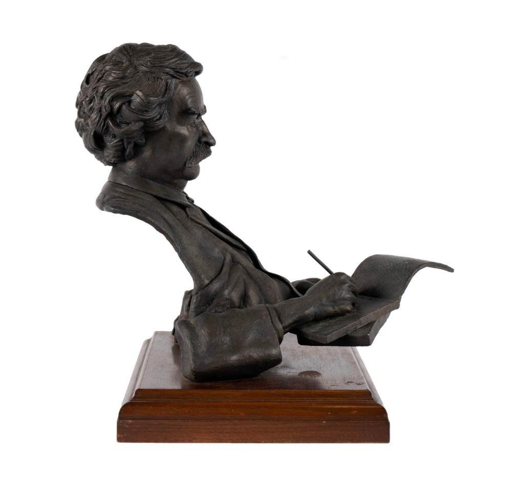 Artwork by Don F. Wiegand, Mark Twain, Made of sculpture