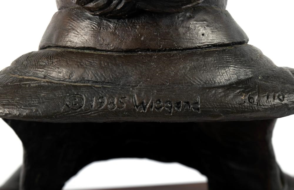 Artwork by Don F. Wiegand, Mark Twain, Made of sculpture