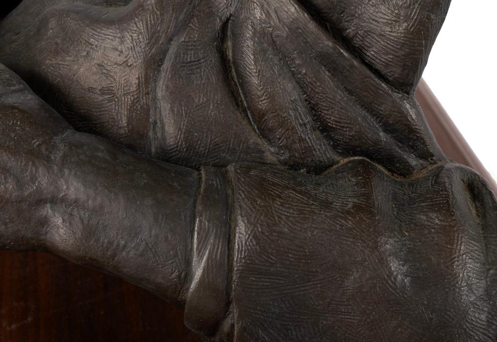 Artwork by Don F. Wiegand, Mark Twain, Made of sculpture