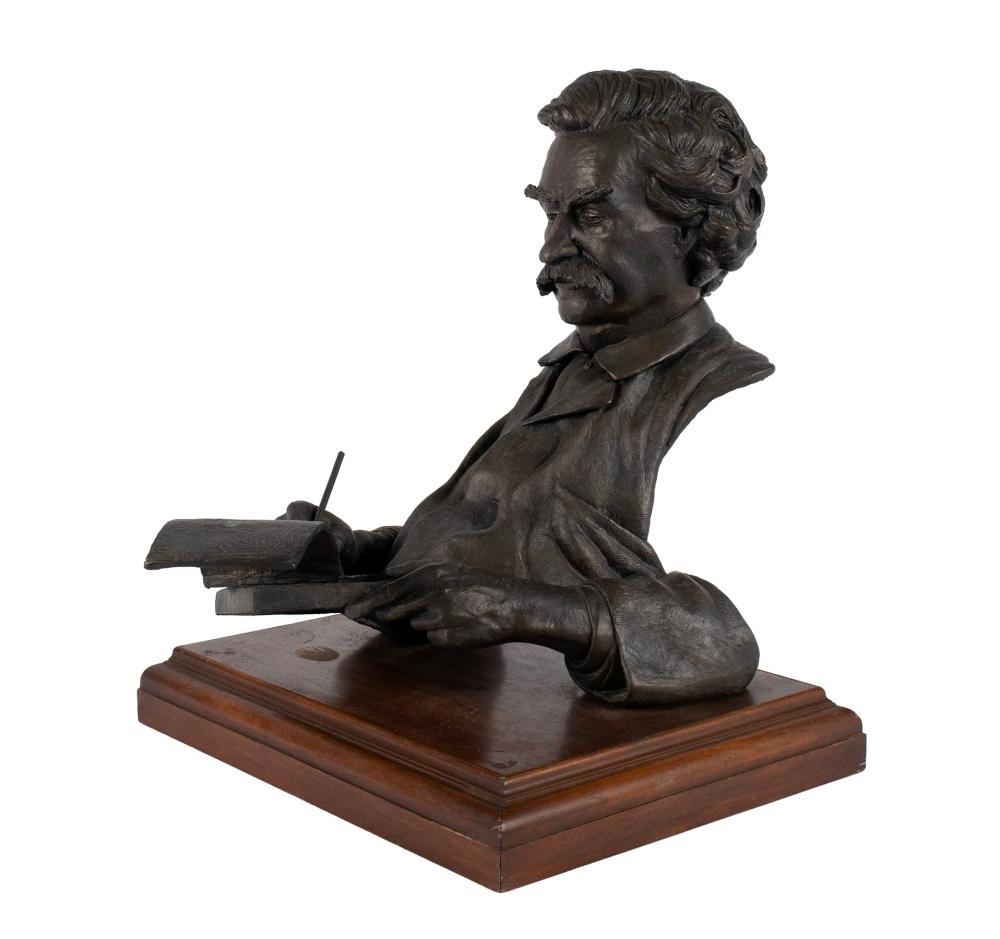 Artwork by Don F. Wiegand, Mark Twain, Made of sculpture
