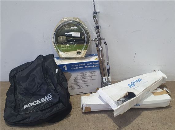 A GROUP OF AUDIO EQUIPMENT - Shure