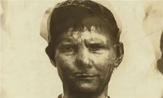 Sean Berry: to appear to disappear - The Art Galleries at the University of Alabama, Huntsville