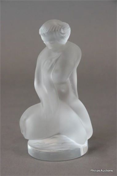 A LALIQUE FROSTED CRYSTAL 'LEDA AND SWAN' FIGURINE by René Lalique, 20th century