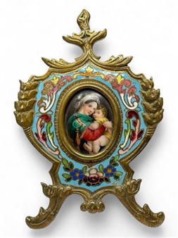 RAPHAÊL after Oval medallion depicting La Vierge à la chaise in a cloisonné enamel surround, with rocaille-style brass mounting; folding back base. Height - Raffaello Sanzio