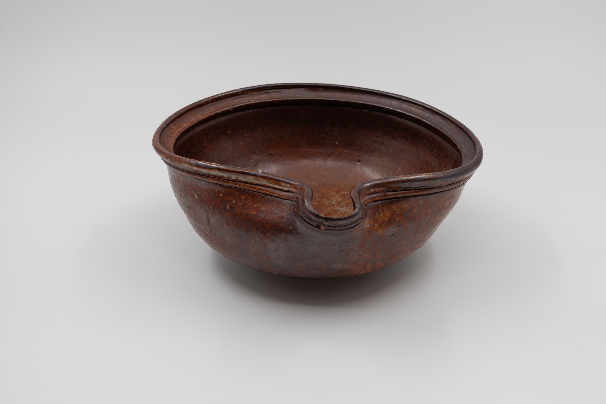 Len Castle | Len Castle Pouring bowl stoneware with shino glaze 230 x ...