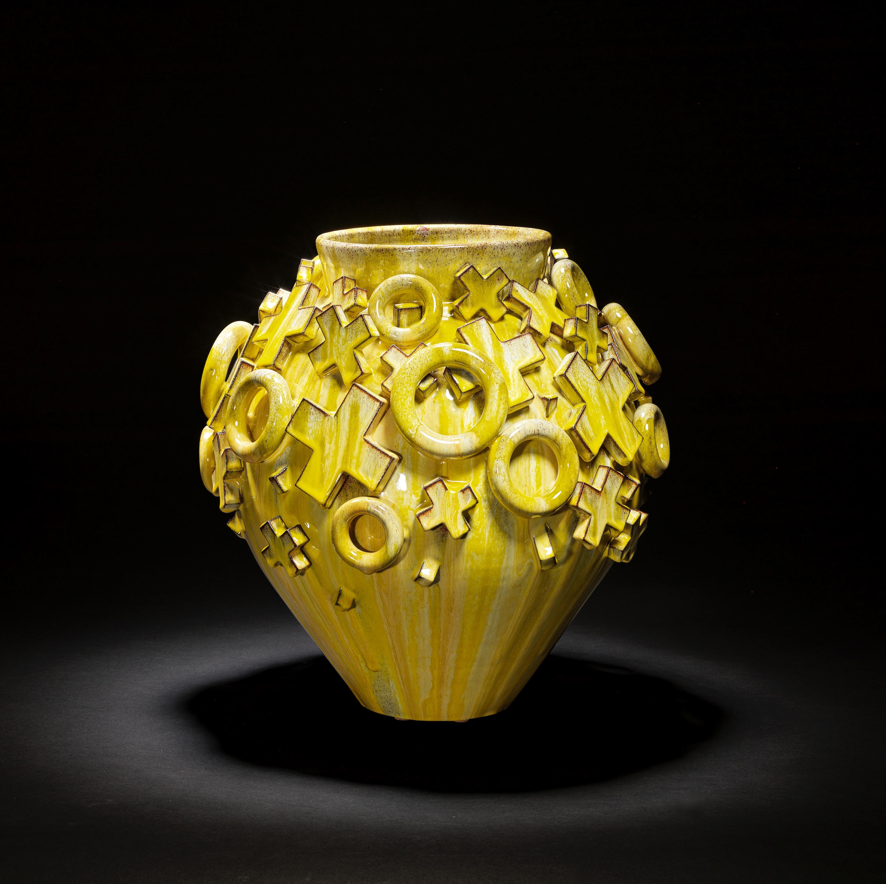 Artwork by Josh Aubrook, Cristoforo 1' vessel , 2022, Made of glazed earthenware