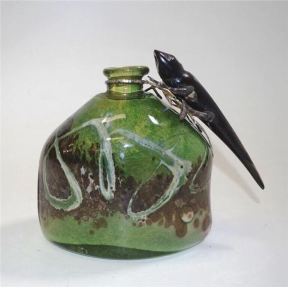 Sam Herman | Good Sam Herman glass vase (1975) | MutualArt