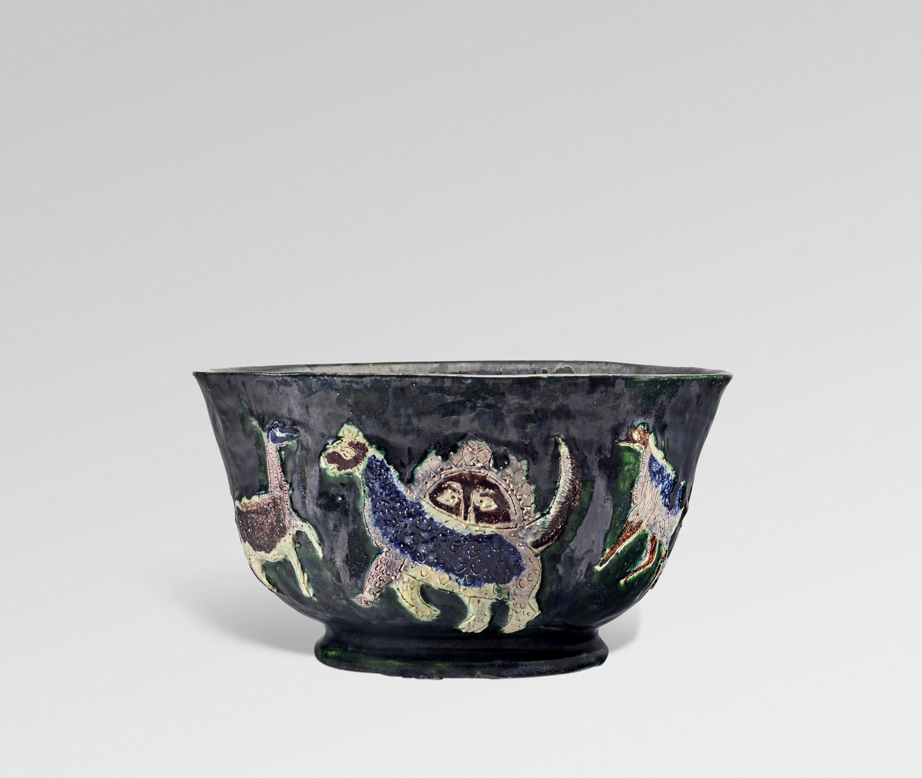 Guidette Carbonell | Coupe drageoir, vers 1944 (Circa 1944) | MutualArt