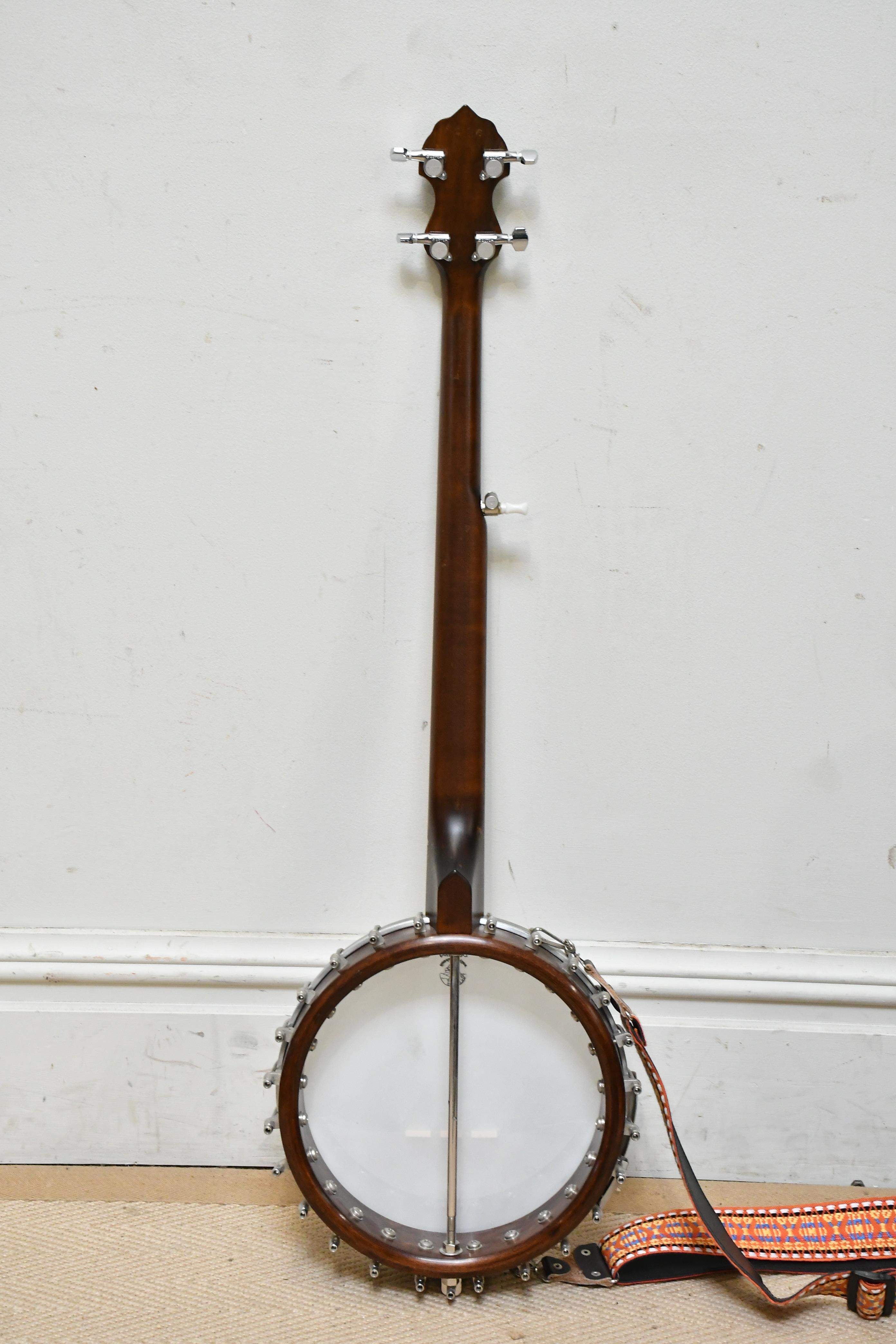 Wonder | DEERING; a Vega Little Wonder five string banjo | MutualArt