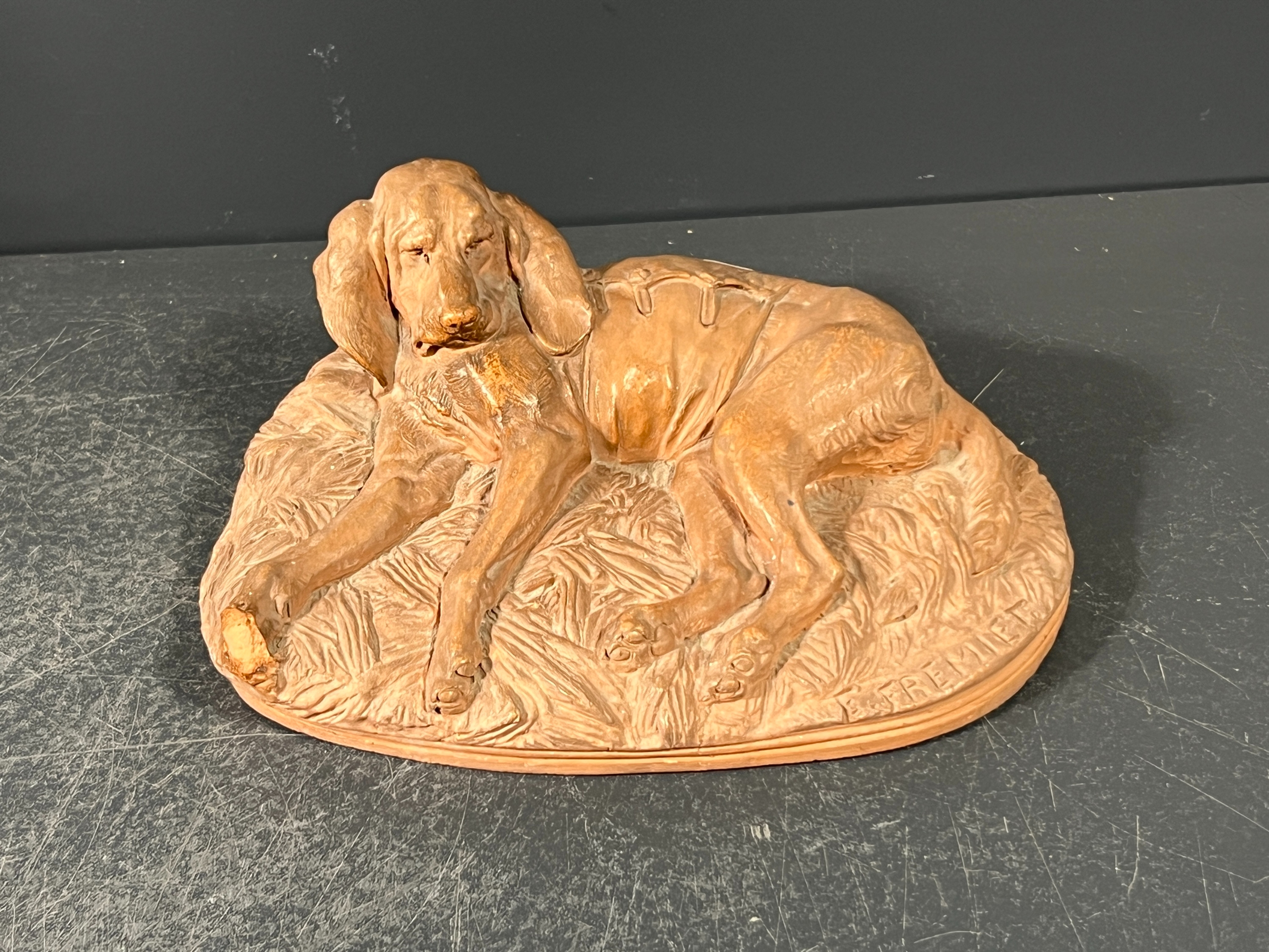 Emmanuel Fremier | Chien de chasse au repos | MutualArt