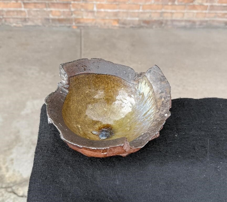 Lars Voltz | Lars Voltz Studio Pottery Bowl | MutualArt