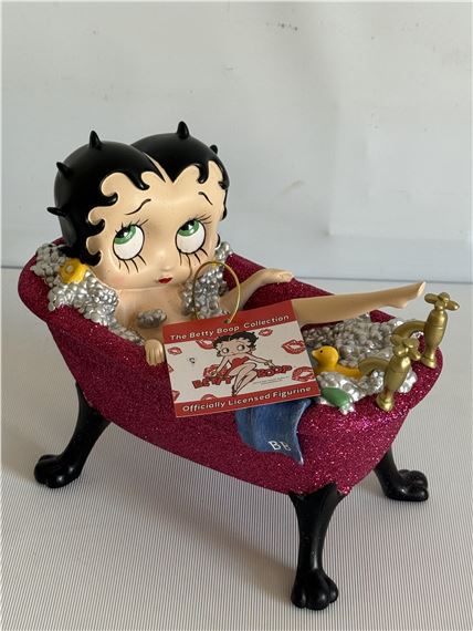 Betty boop bubble bath figure - Betty