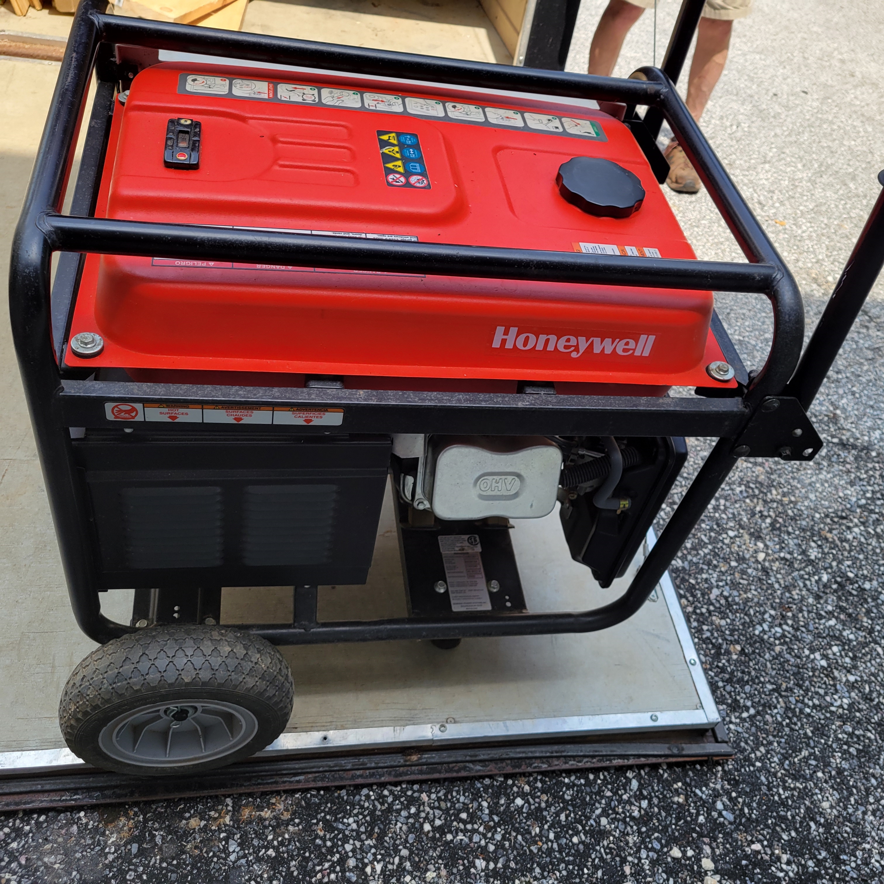 Normal | HONEYWELL GENERATOR | MutualArt