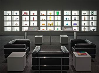 Corning Museum of Glass opens a special exhibition devoted to a chromatic revolution