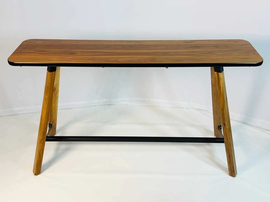 David L. Rockwell | Bar Table Designed by David Rockwell for Knoll ...