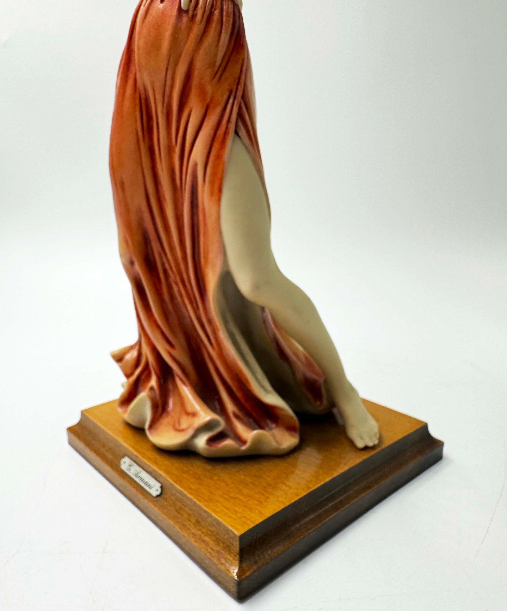 Artwork by Giuseppe Armani, A Rare Pair Of Italian Florence Capodimonte Giuseppe Armani's Gypsy Dancer & Guitarist Matt Hand Painted Porcelain Statues on Wooden bases. Signed by artist, Made of hand painted porcelain