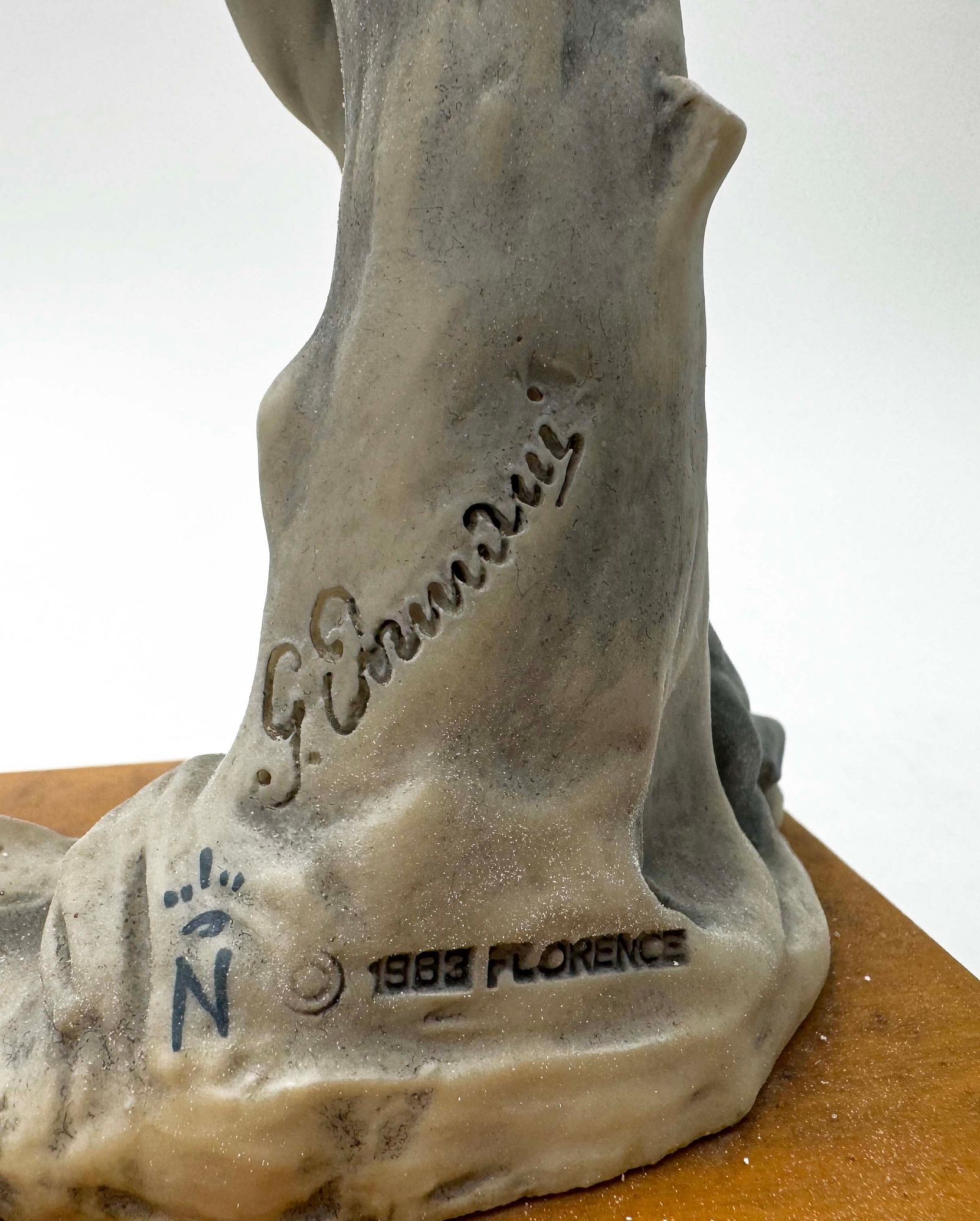 Artwork by Giuseppe Armani, A Rare Pair Of Italian Florence Capodimonte Giuseppe Armani's Gypsy Dancer & Guitarist Matt Hand Painted Porcelain Statues on Wooden bases. Signed by artist, Made of hand painted porcelain