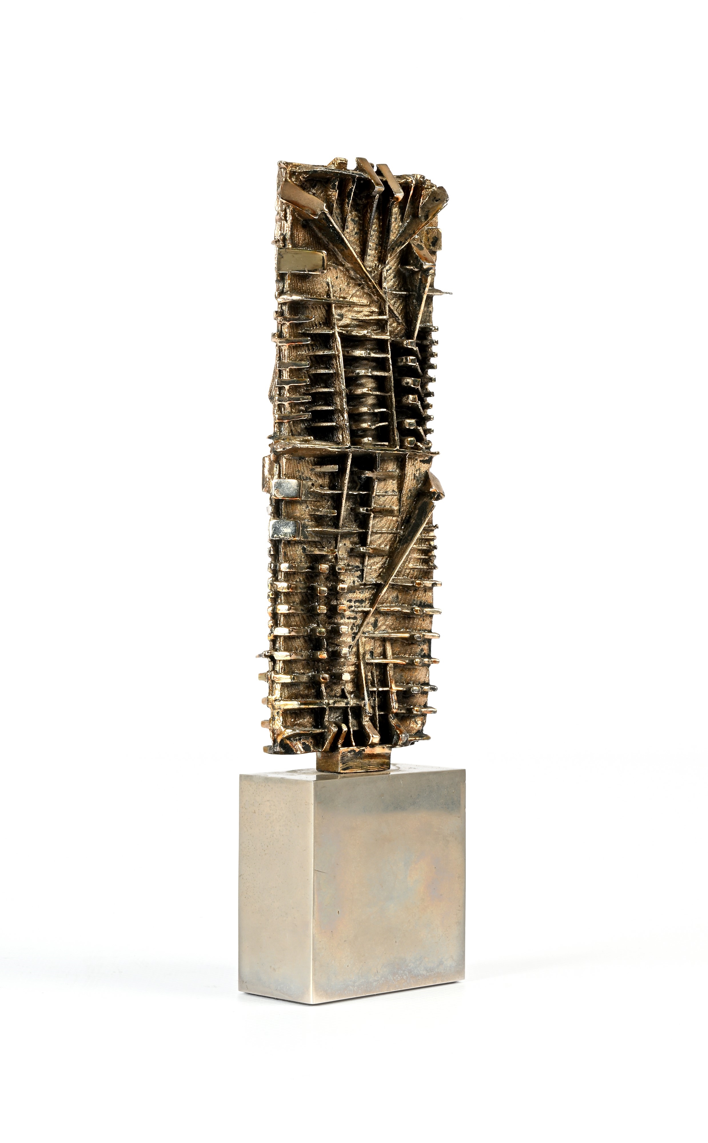 Arnaldo Pomodoro | stele per Montedison | MutualArt