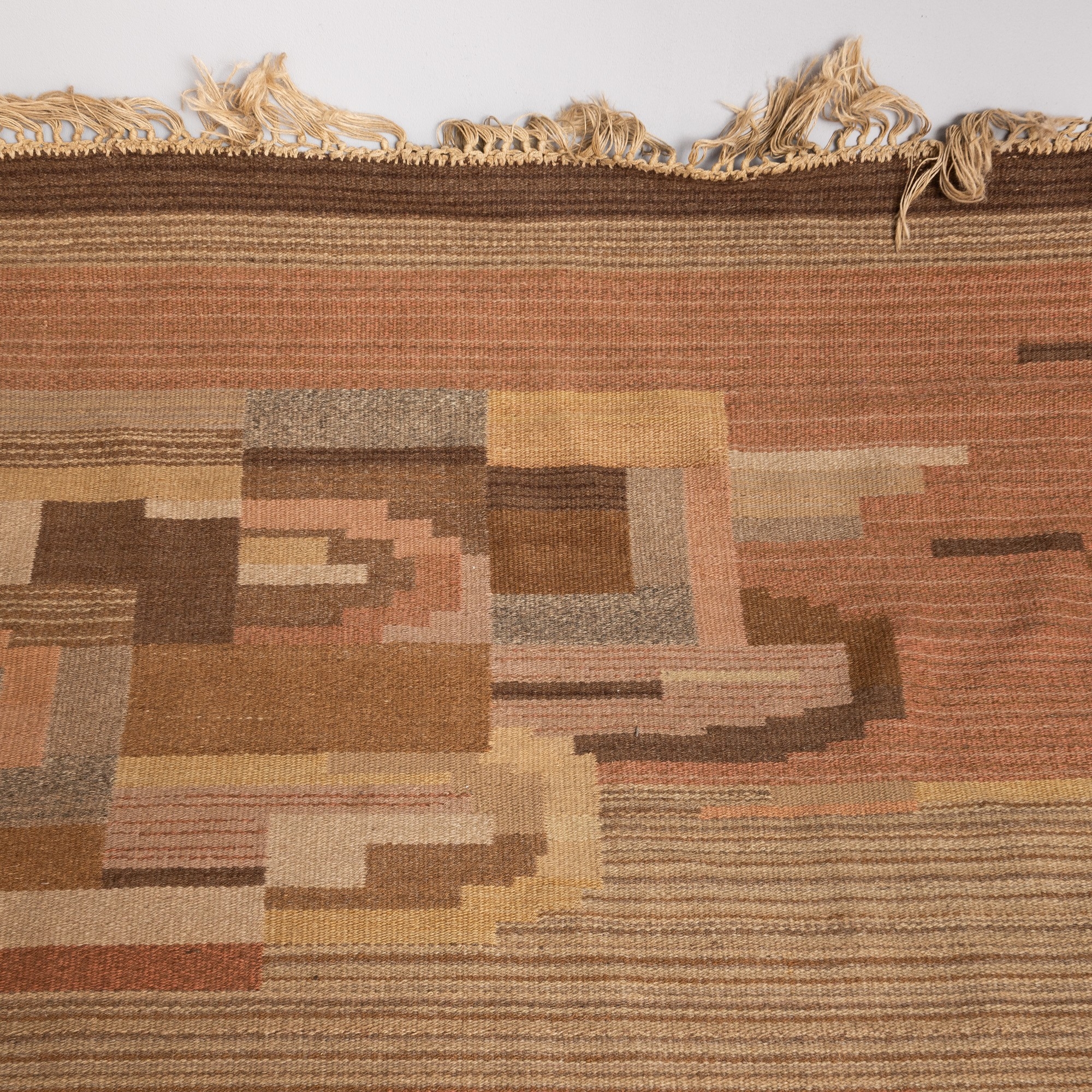 Artwork by Greta Skogster-Lehtinen, Carpet, Mattokutomo Aaltonen