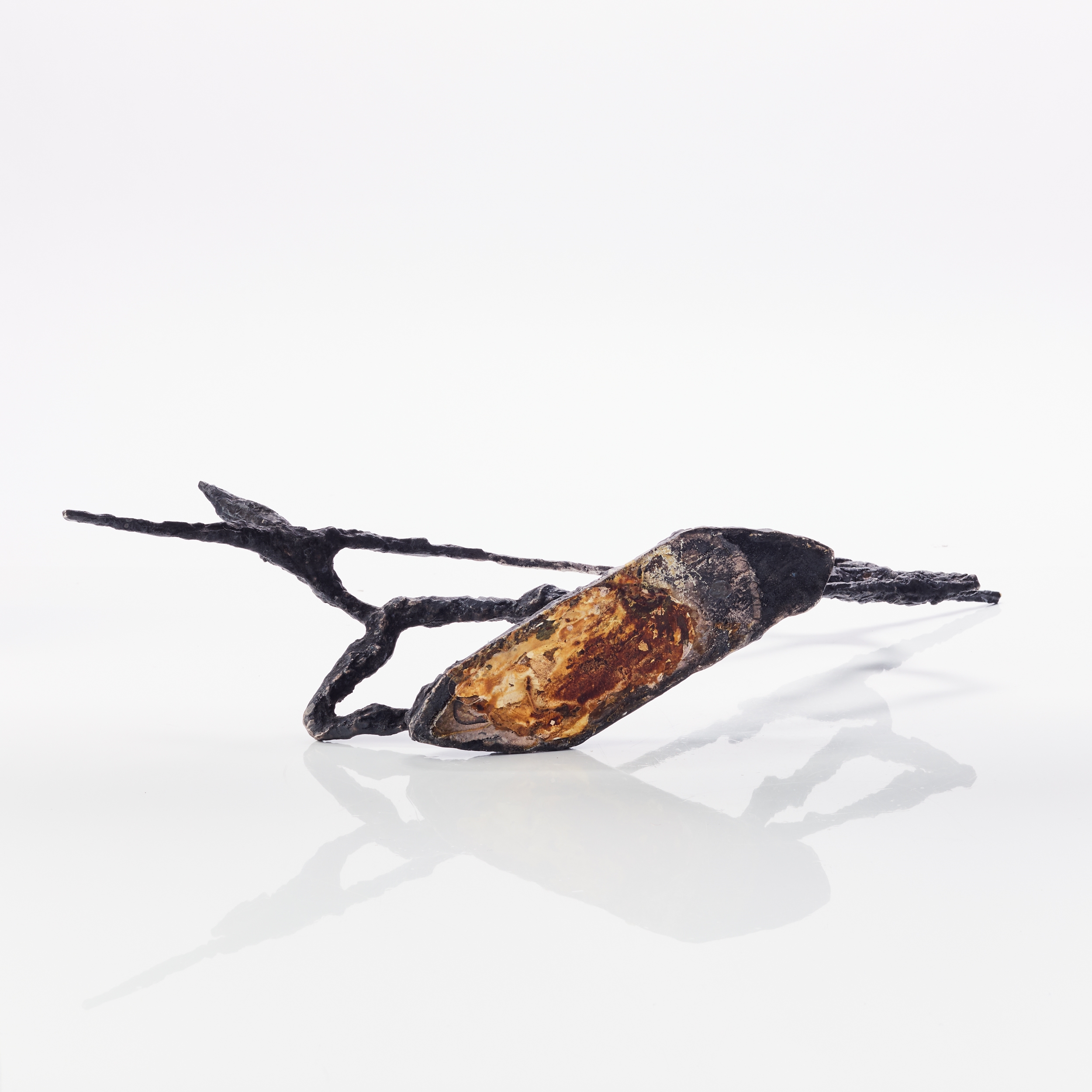 Artwork by Thomas Almberg, född 1936. Dragkamp. Signerad T. Almberg. Metall, Made of Metall