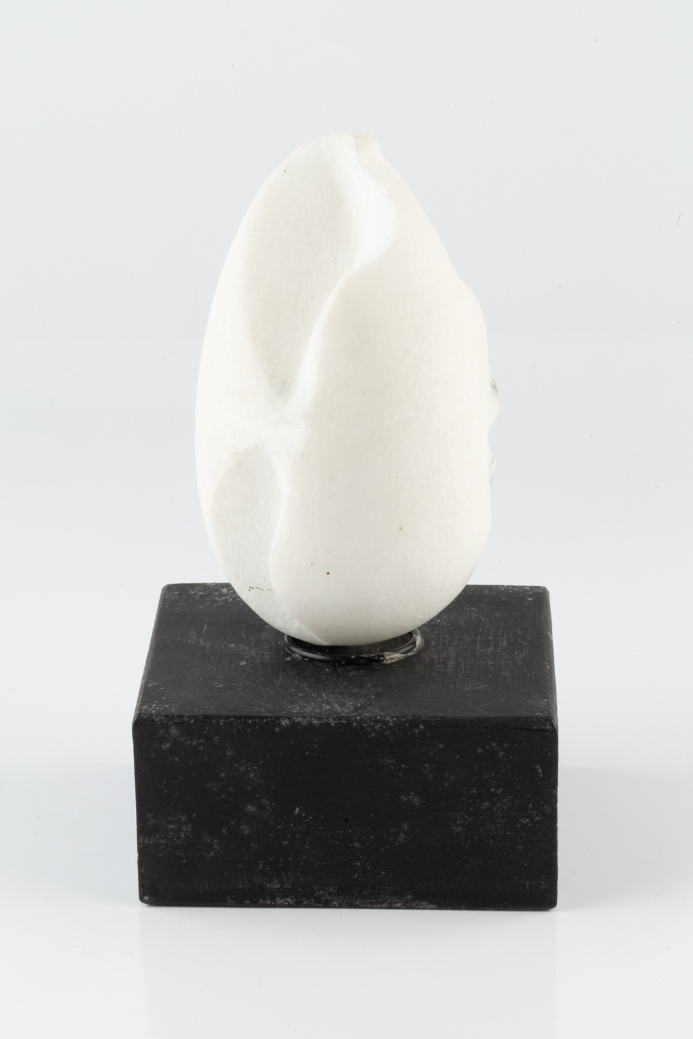 Max Barrett | Ovoid form | MutualArt