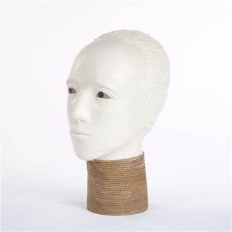 Long neck - Michelle Hartmann