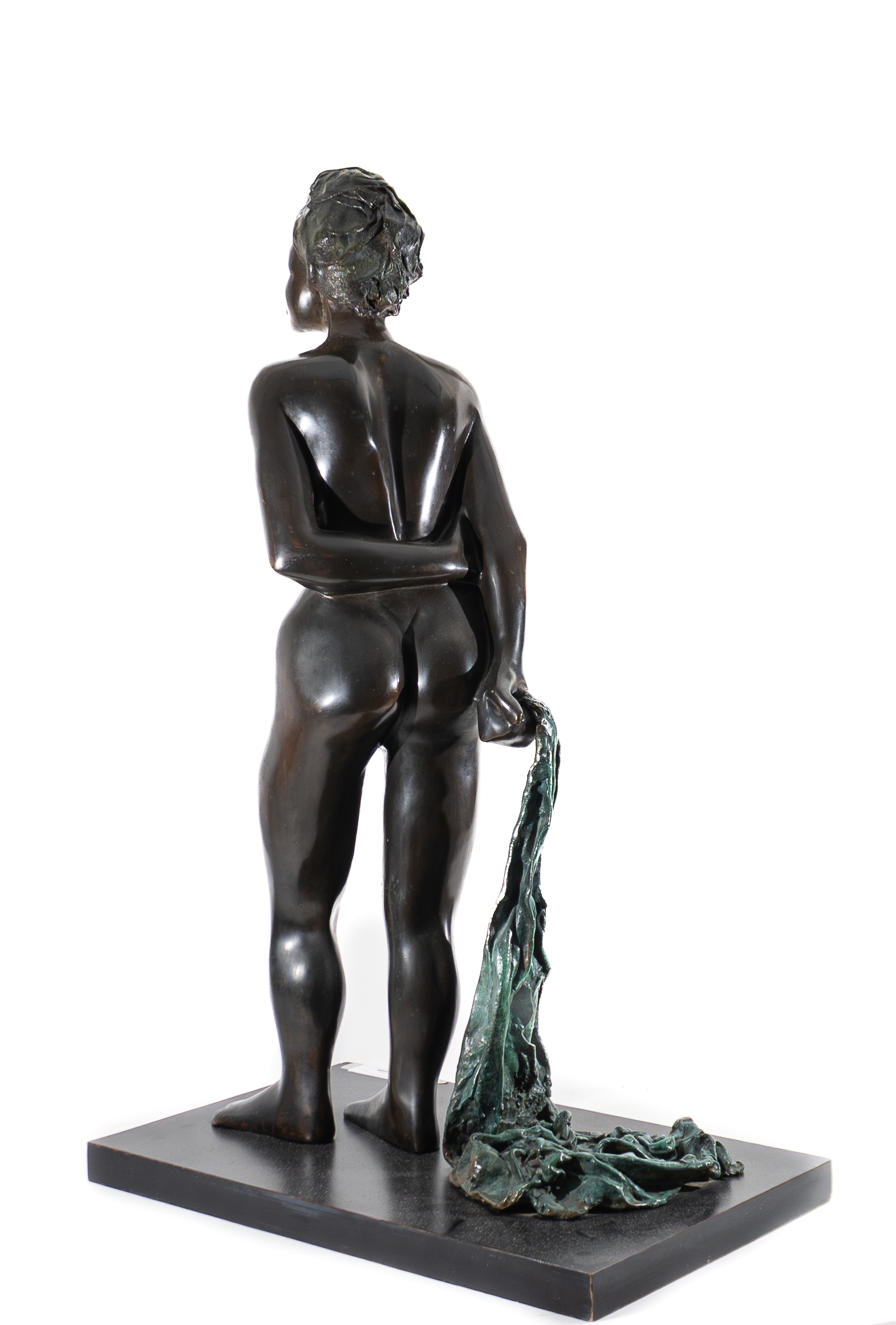 Bat Ami Helerman | Femme marchant | MutualArt