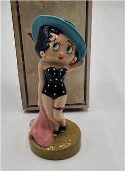 WADE CERAMICS LTD - Betty Dolan