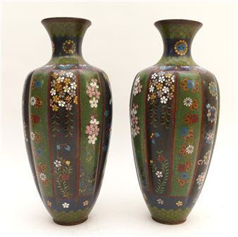 Cloisonne vases, in jewel tones - Takahara Komajiro