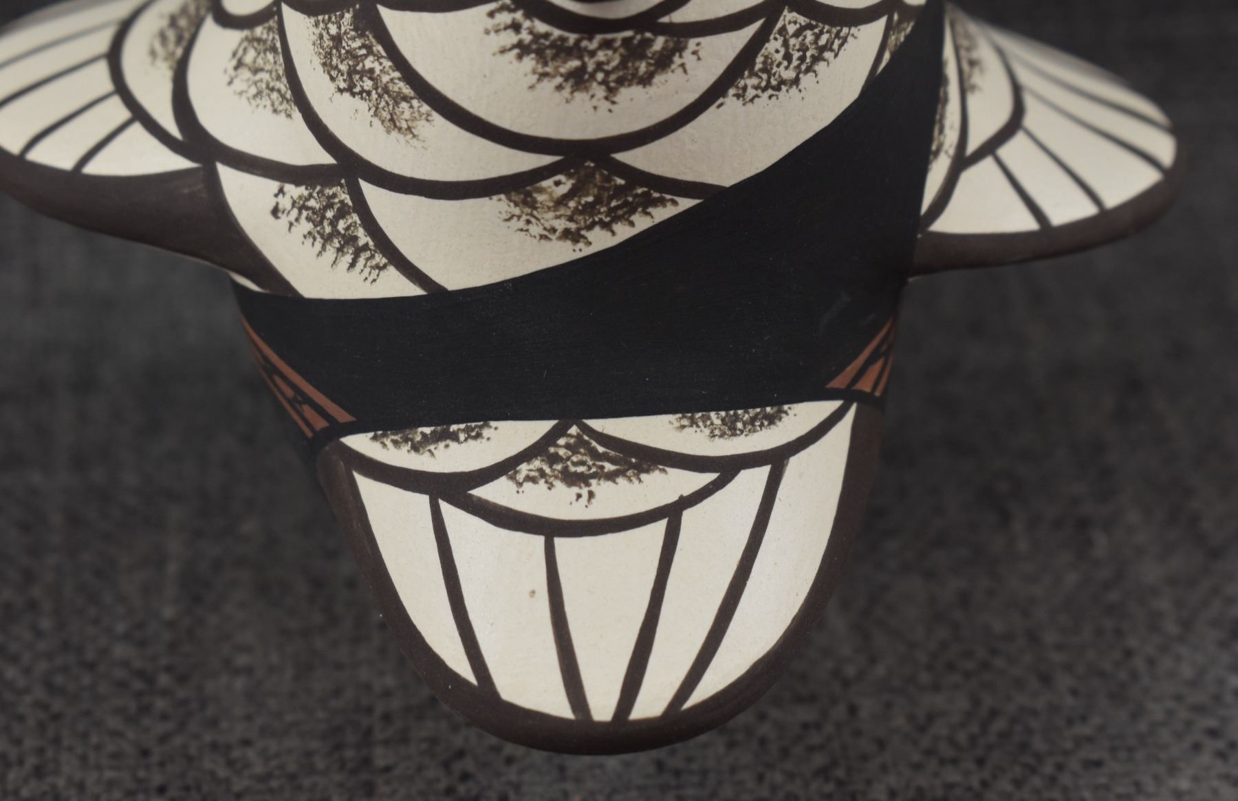 Devin Howard | ZUNI POTTERY OWL (DEVIN HOWARD) | MutualArt