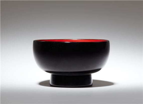 Of semi-spherical shape on a high foot - Sawaguchi Shigeru