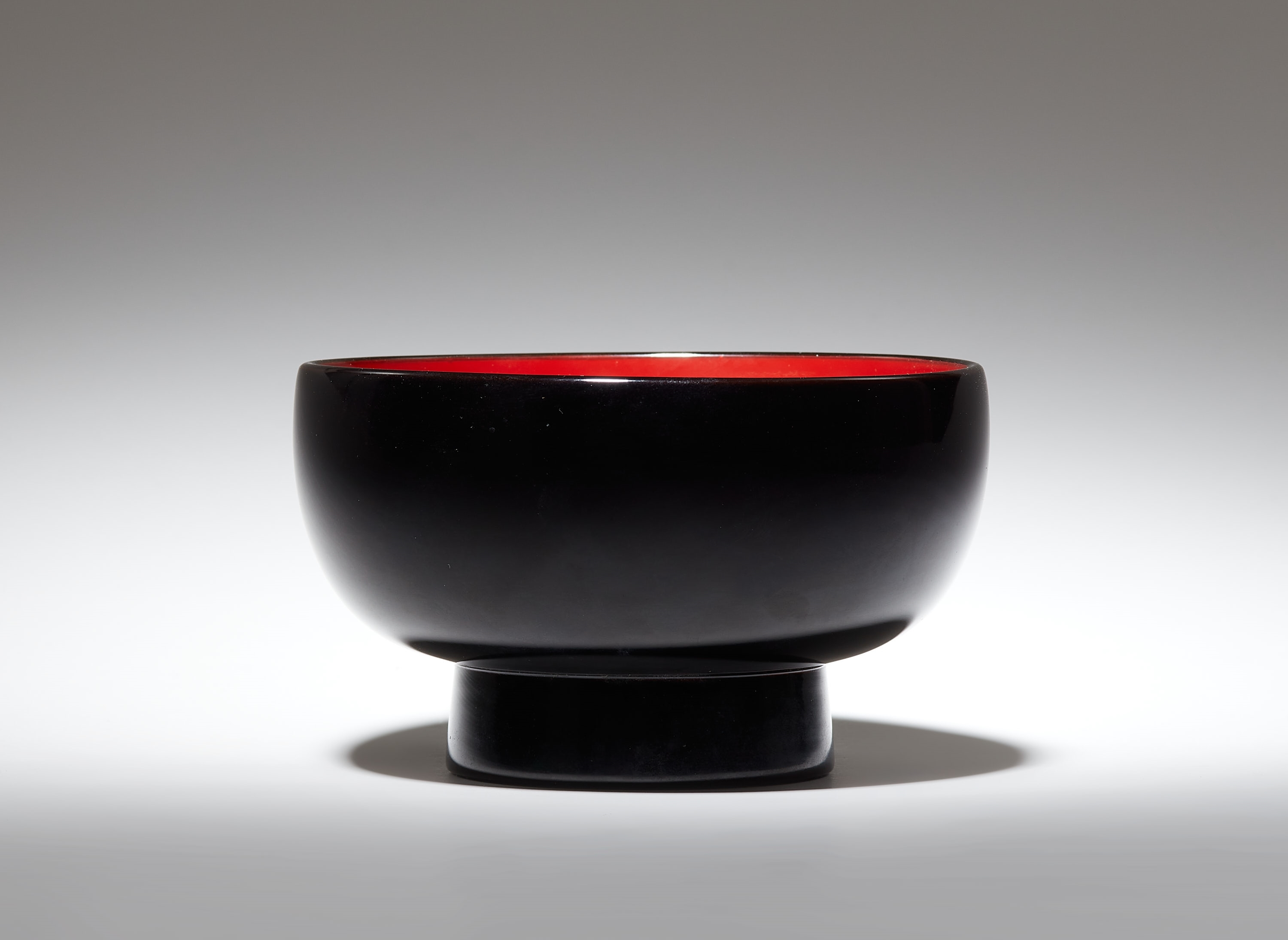 Artwork by Sawaguchi Shigeru, Of semi-spherical shape on a high foot, Made of Lacquer