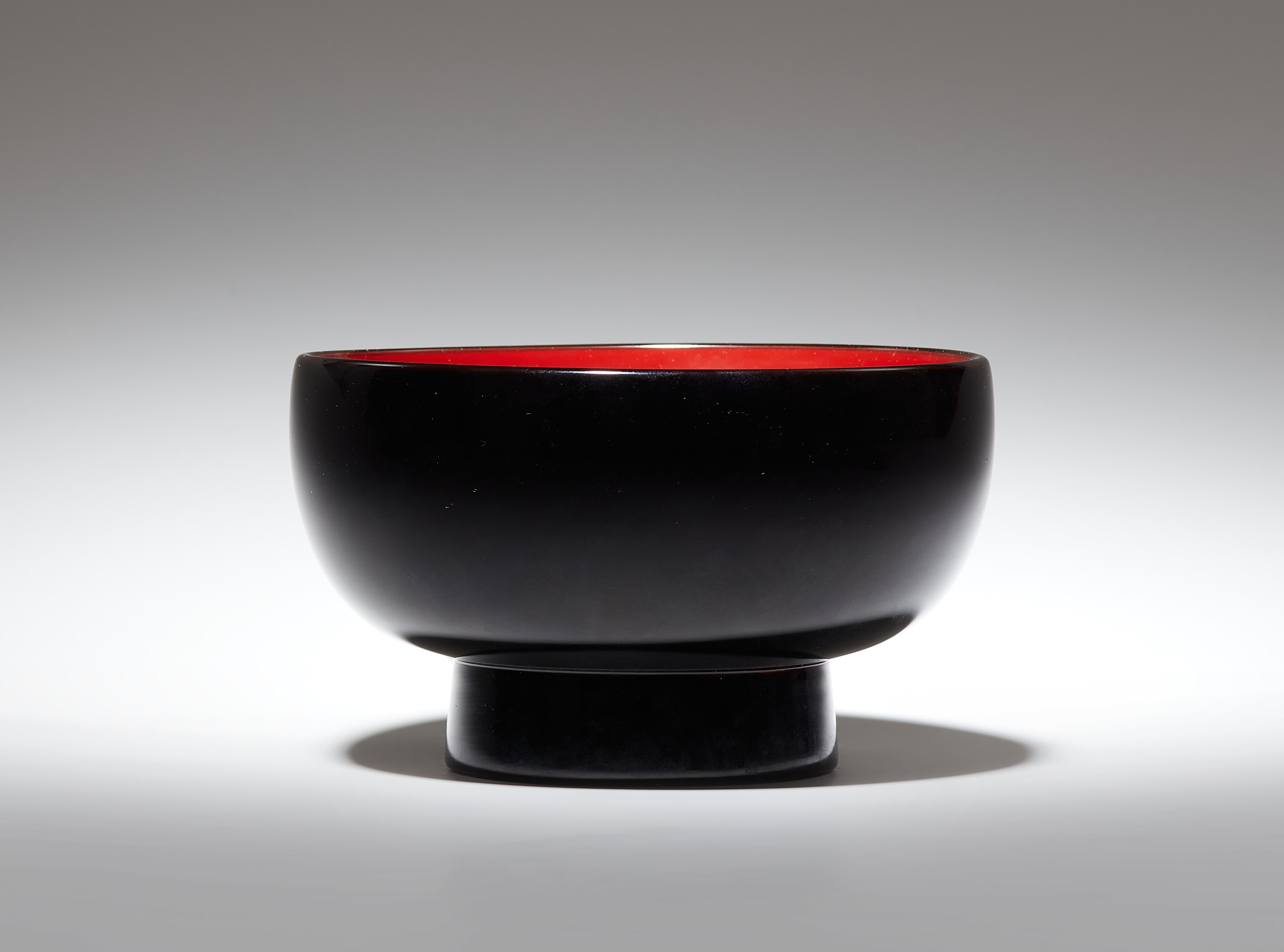 Artwork by Sawaguchi Shigeru, Of semi-spherical shape on a high foot, Made of Lacquer