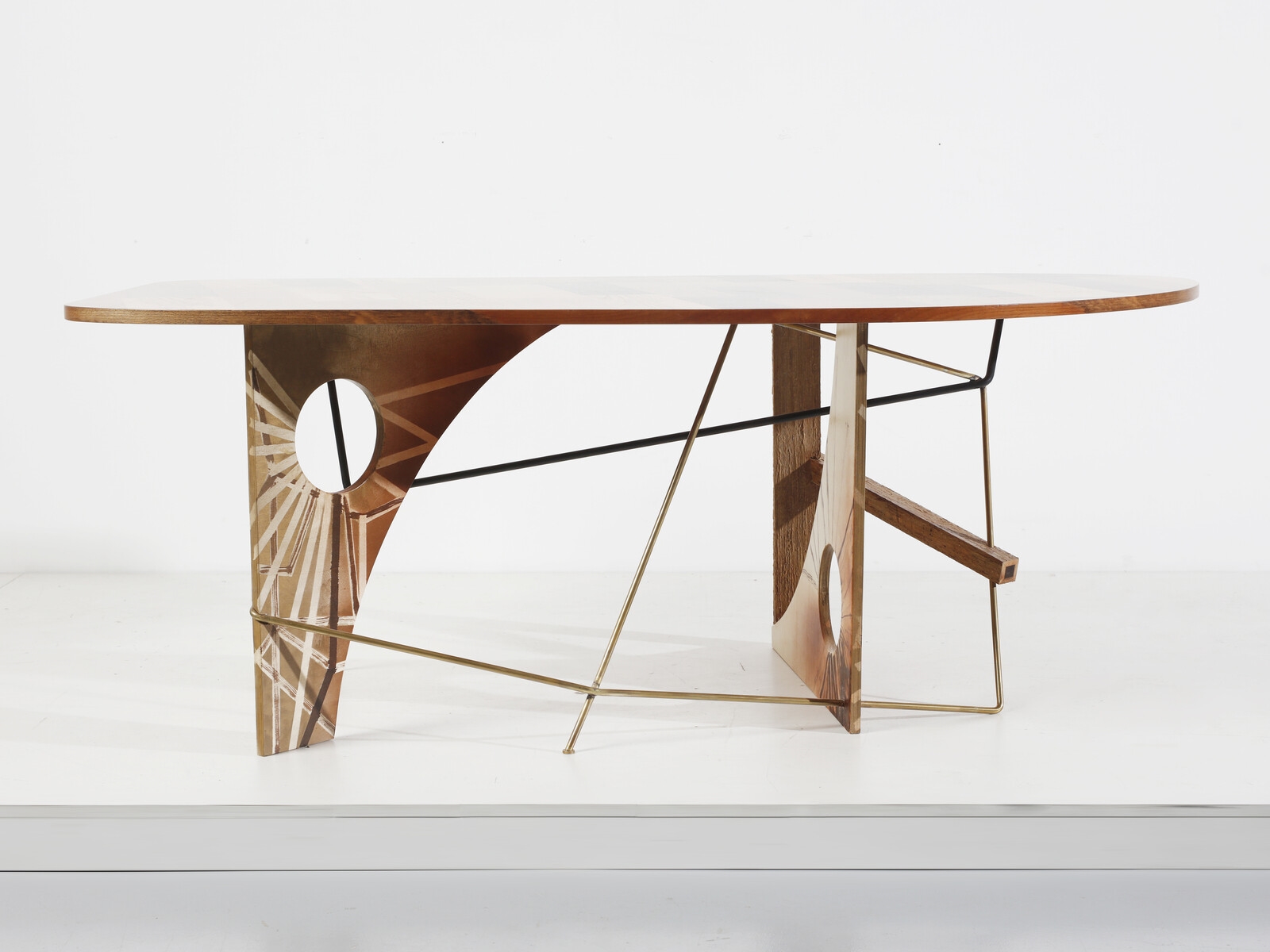 Mordecai Pillant | Luko table (2021) | MutualArt