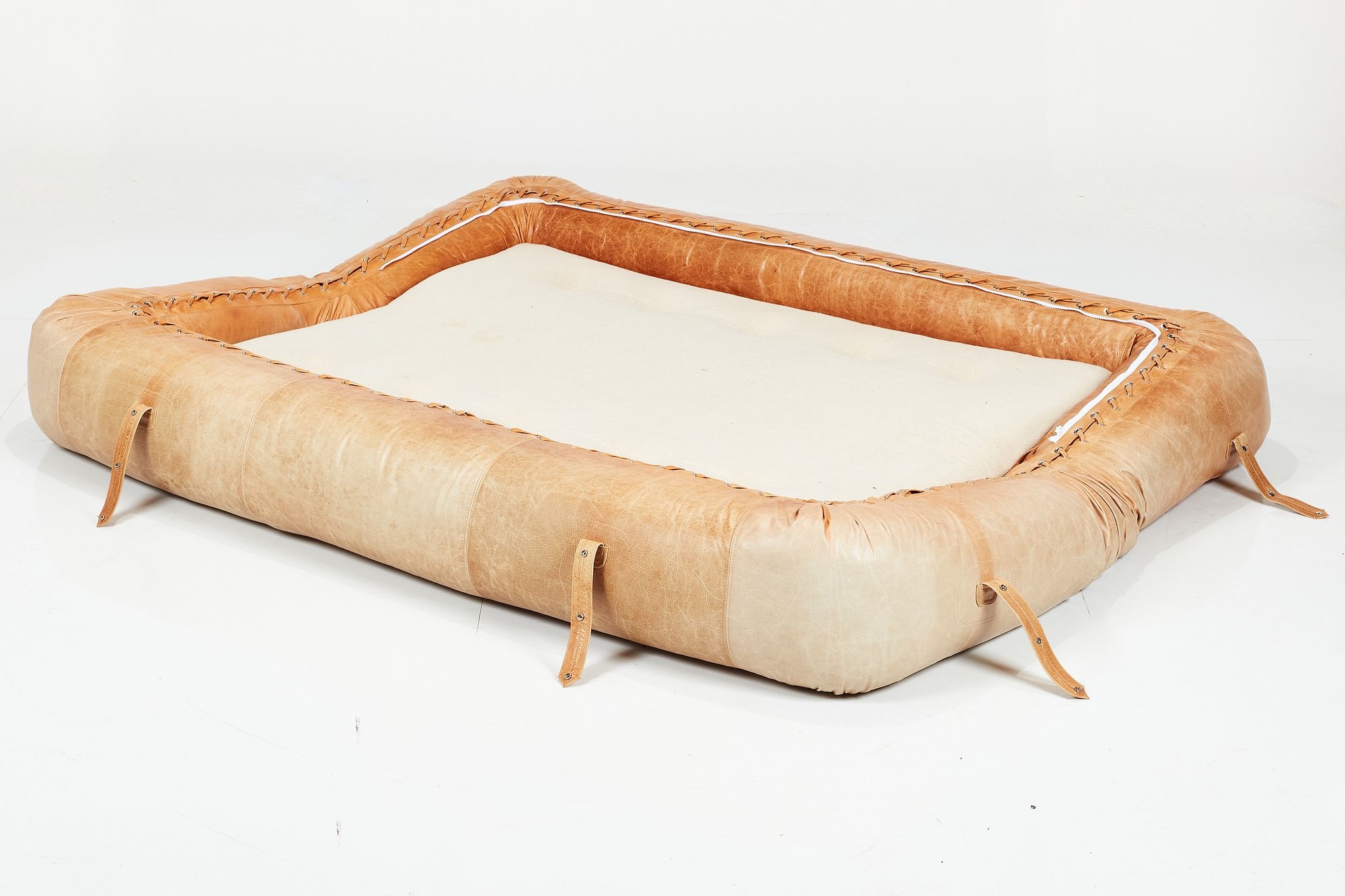 Artwork by Alessandro Becchi, Anfibio' convertible sofa, Made of Leather, foam, chrome-plated metal
