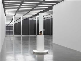 “Richard Hunt: Metamorphosis – A Retrospective” at White Cube, London