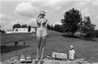 Sage Sohier: Easy Days - Center for Photographic Art