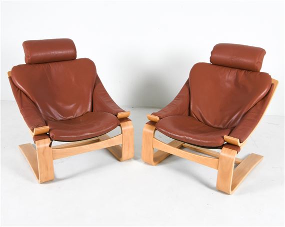 PAIR AKE FRIBYTTER 'KROKEN' LEATHER LOUNGE CHAIRS by Ake Fribyter