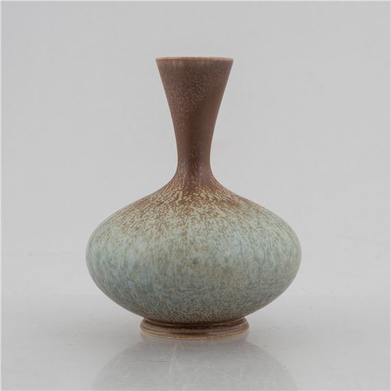 Sven Wejsfelt | Sven Wejsfelt, a stoneware vase, Gustavsberg