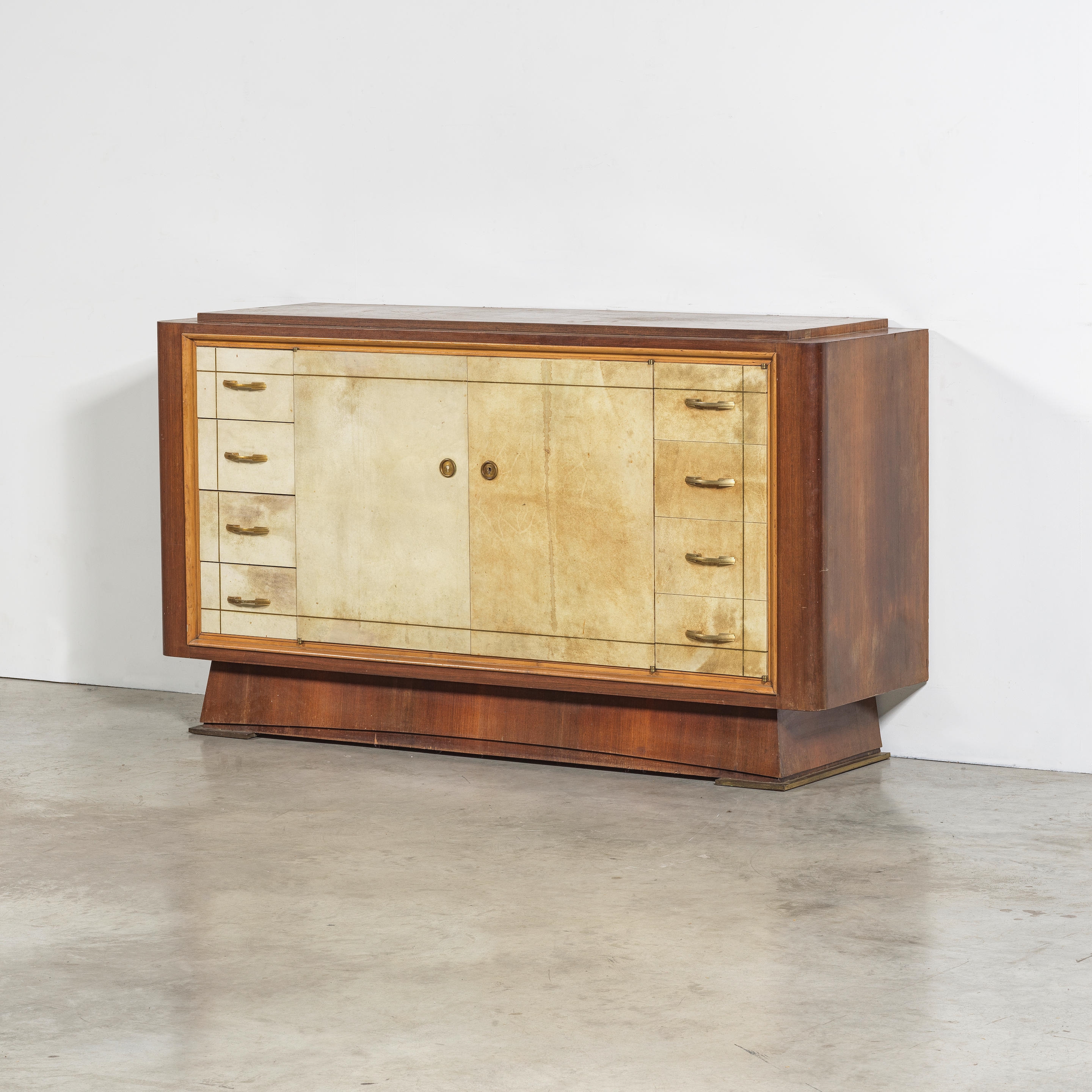 Artwork by Maison Dominique, Buffet, Made of gilt metal