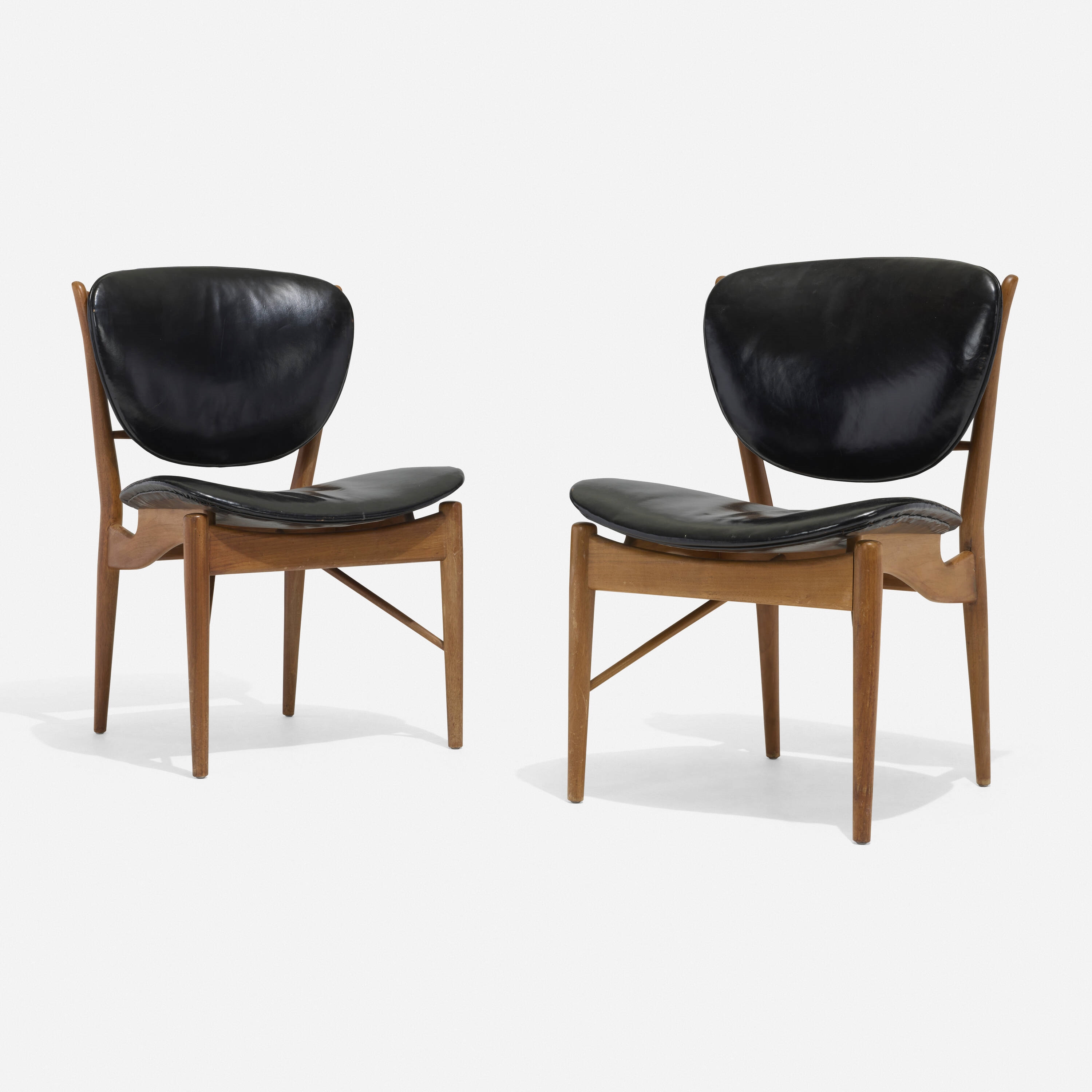 Finn Juhl | Dining chairs model 402 1/2 (1950) | MutualArt