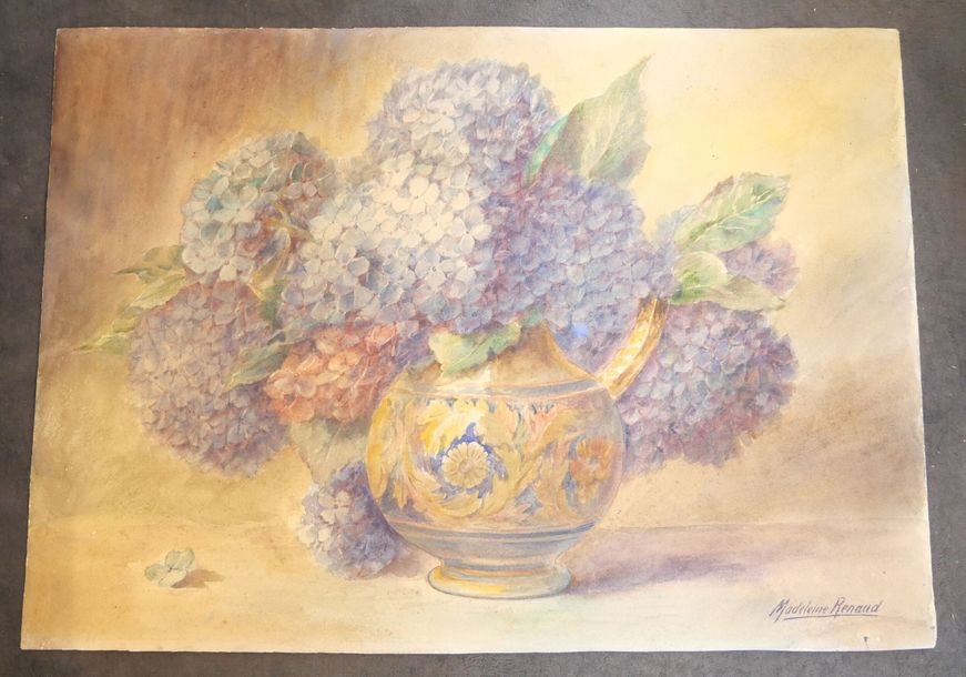 Artwork by Madeleine Renaud, Composition with hydrangea bouquet in a vase, Made of watercolor on cardboard