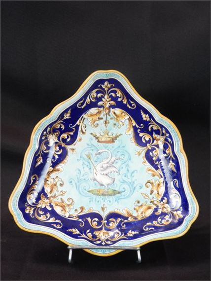 Polychrome earthenware rectangular dish