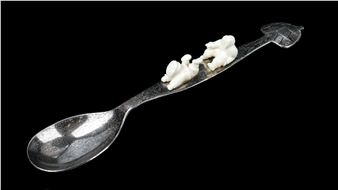 Pewter Spoon with Igloo Finial and Two Men - Elsie Anaginak Klengenberg