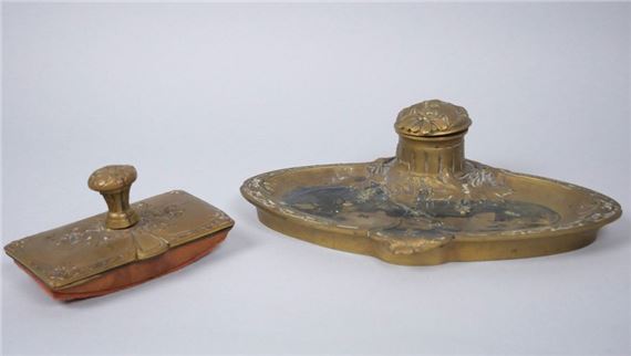 Bronze desk set with golden patina - Som-charles Guenardeau