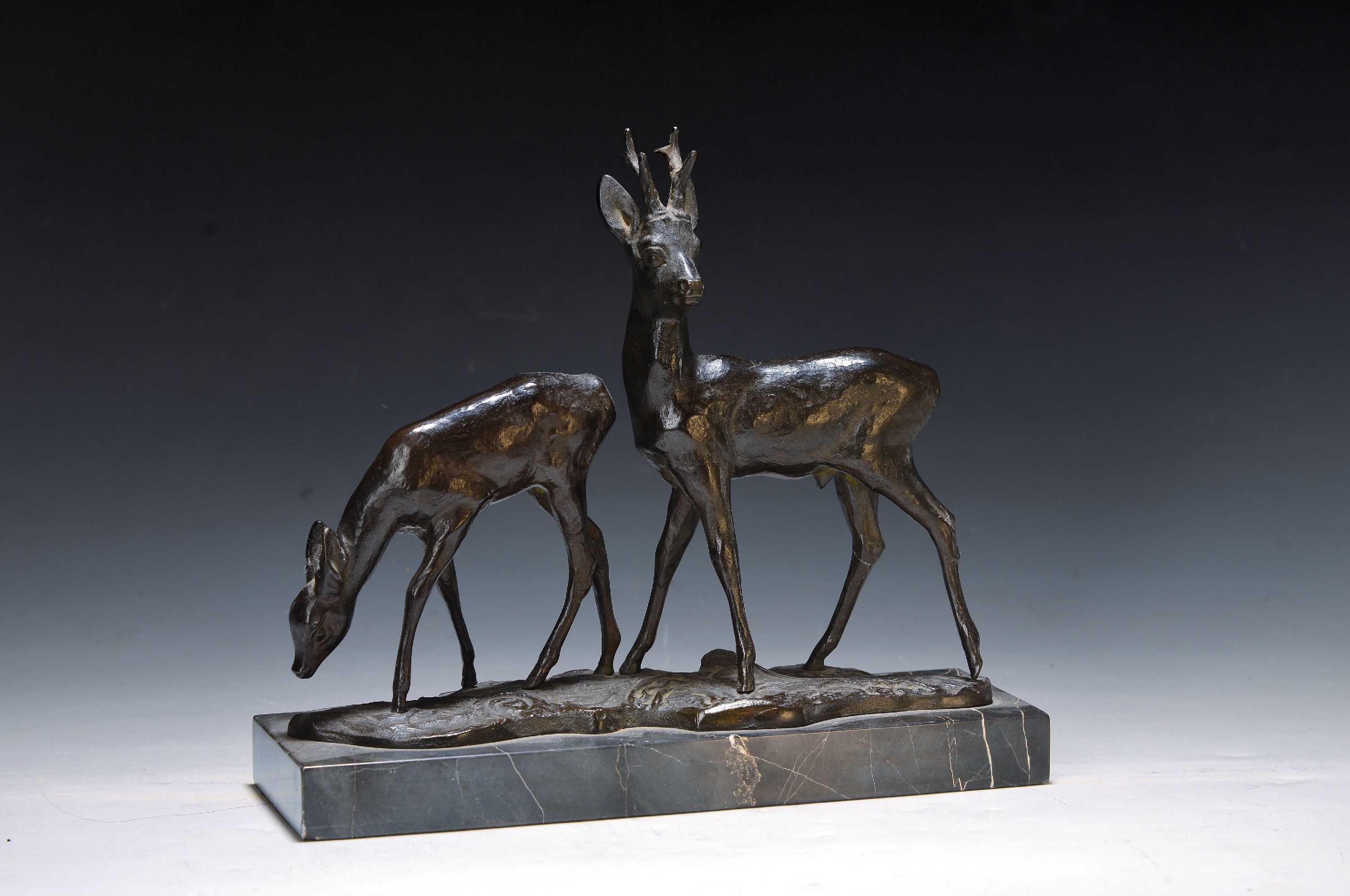 Artwork by Fritz Heidenreich, Bronze sculpture/figure group, Made of Bronze